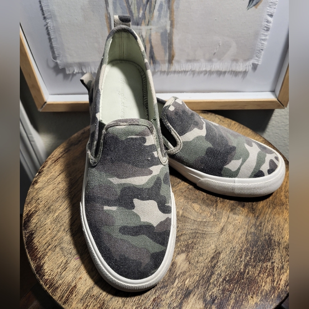 Tommy Bahama Green Camo - Slip On
